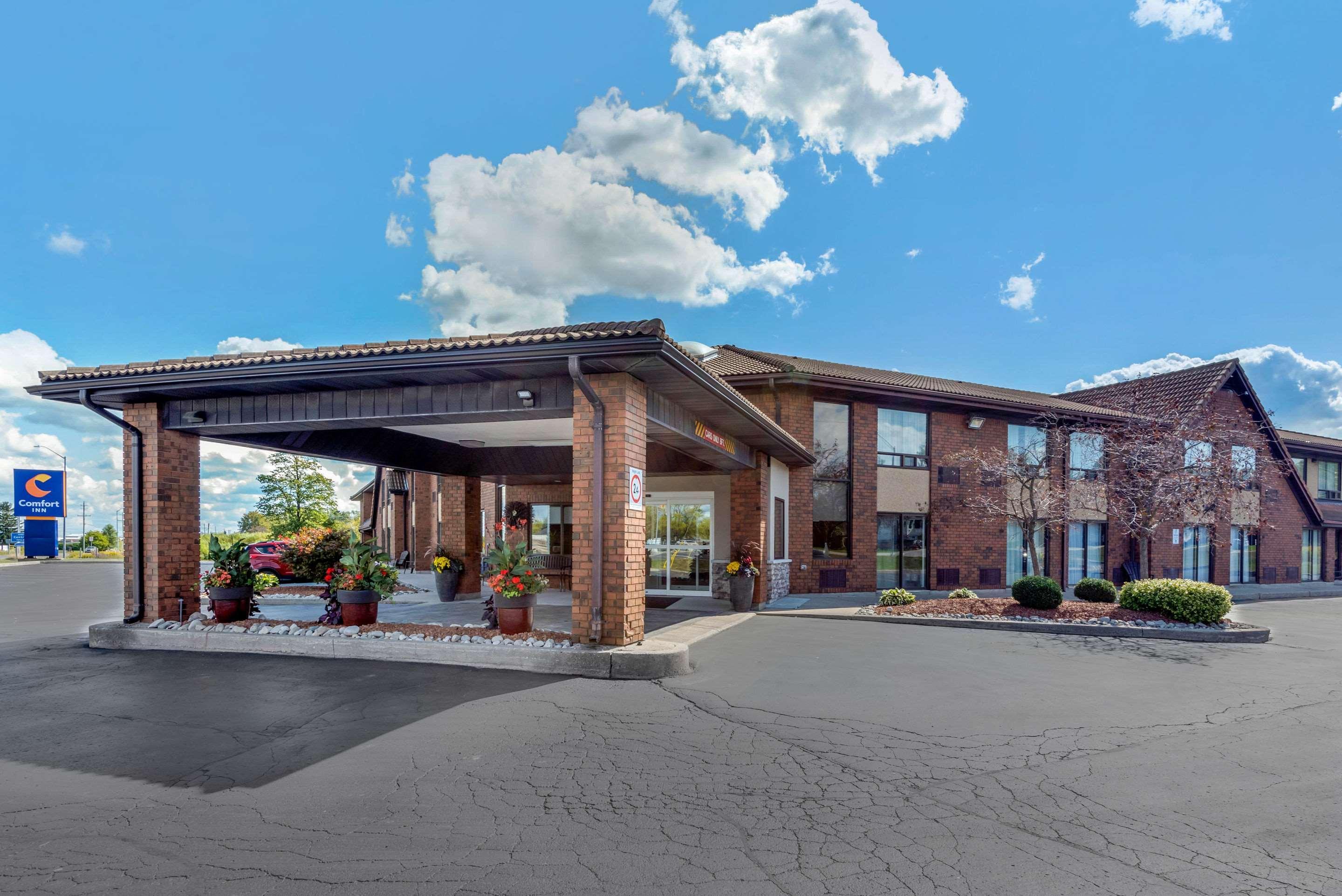 Comfort Inn Saint Thomas Exterior photo