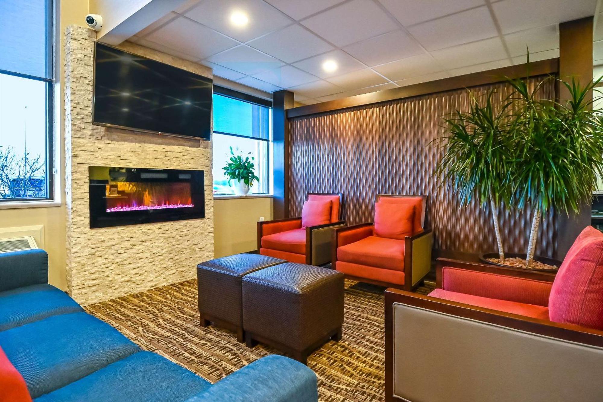 Comfort Inn Saint Thomas Exterior photo